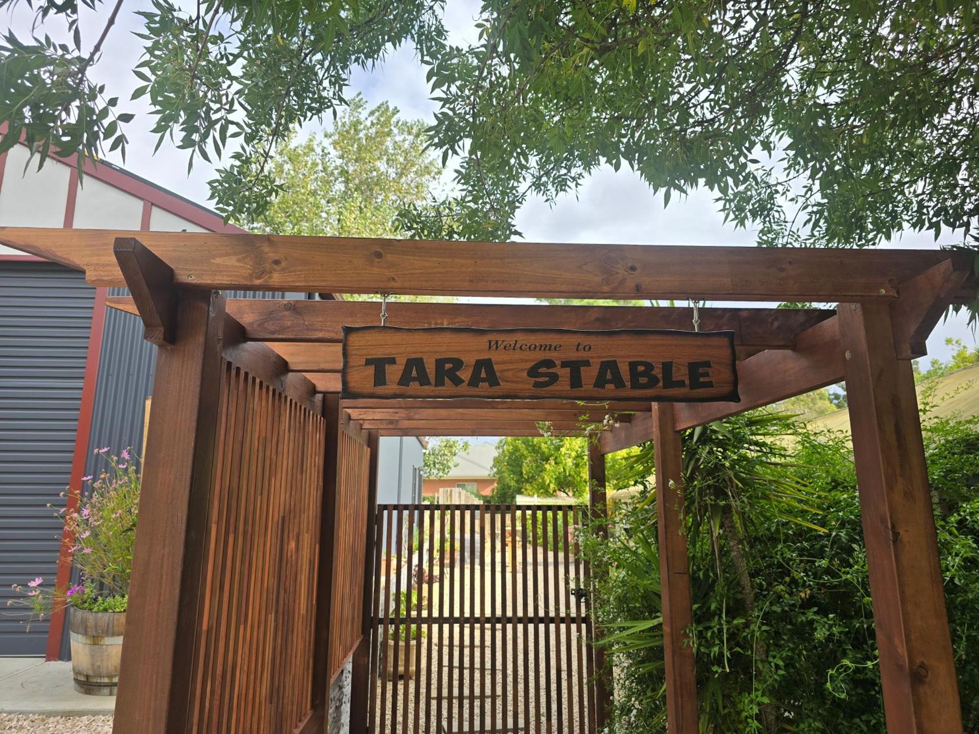 Tara Stables Villa Littlehampton Exterior foto